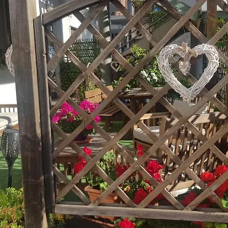 Lory & Ristorante Ferraro 4* チェラーノ