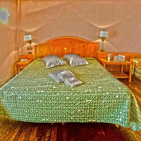 Lory & Ristorante Ferraro 4*