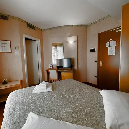 Lory & Ristorante Ferraro