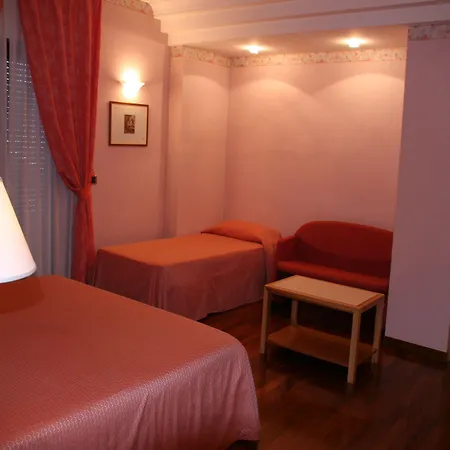 Hotel Lory & Ristorante Ferraro 4*