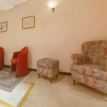 Lory & Ristorante Ferraro 4*