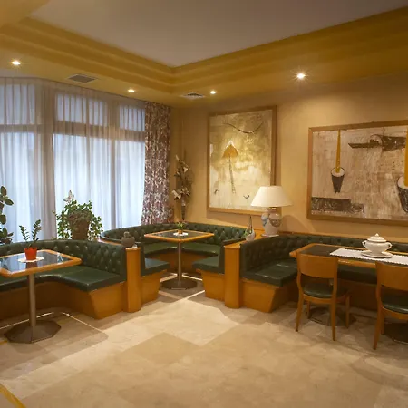 Lory & Ristorante Ferraro 切拉诺