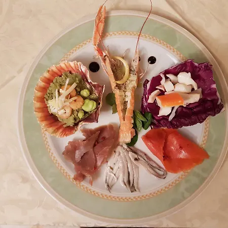 Lory & Ristorante Ferraro 4* Celano