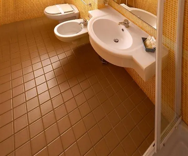 Lory & Ristorante Ferraro 4*