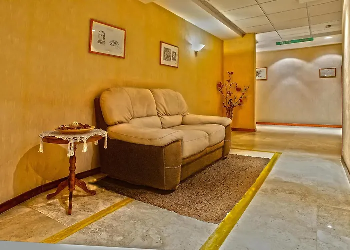 Отель Lory & Ristorante Ferraro Селано