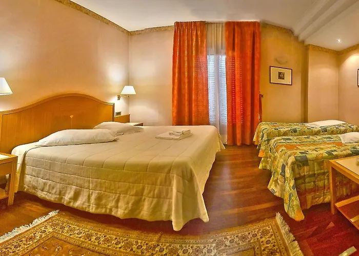 فندق Lory & Ristorante Ferraro تشلانو