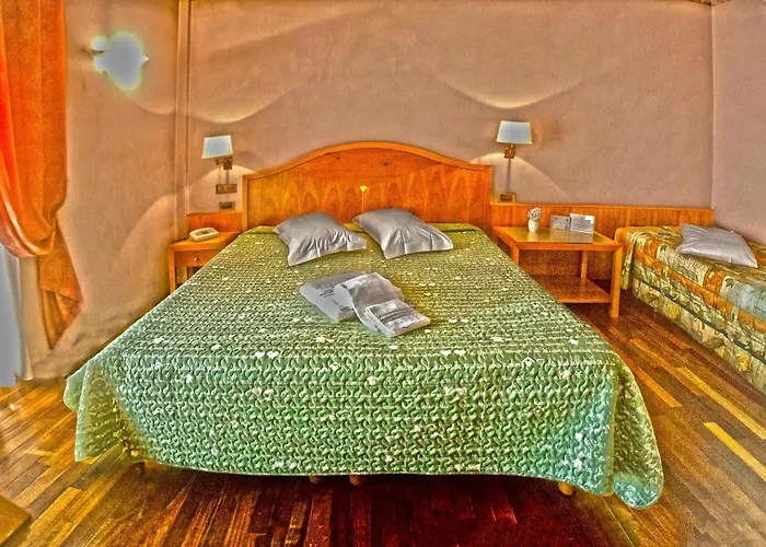 Lory & Ristorante Ferraro 4*