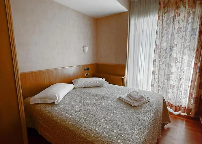 Lory & Ristorante Ferraro فندق