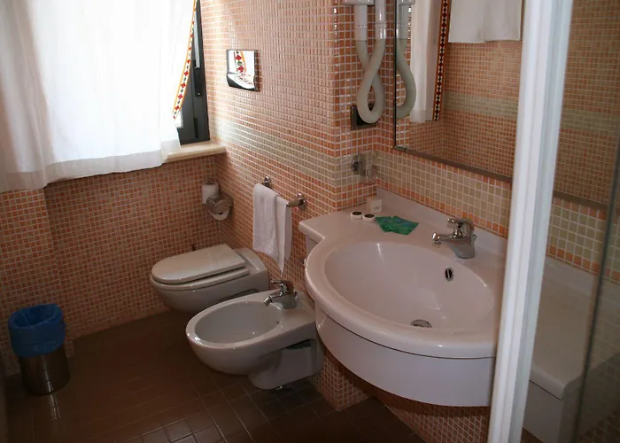 Lory & Ristorante Ferraro 4*