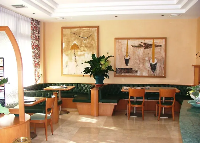 Lory & Ristorante Ferraro 4*